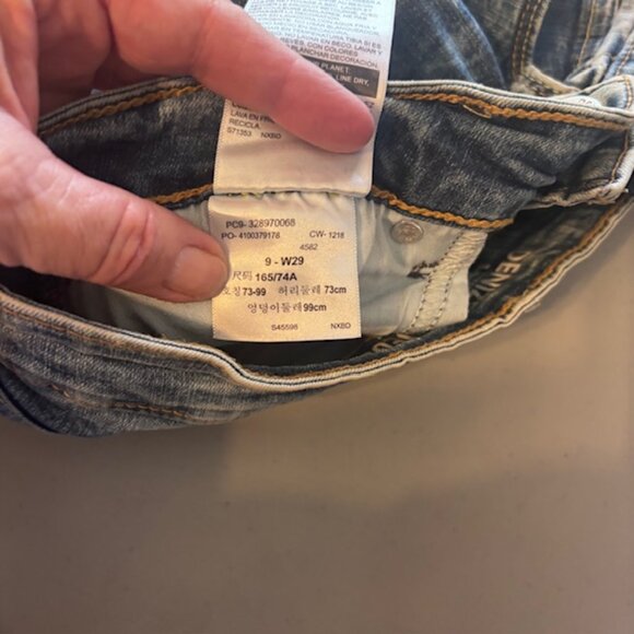 Denizen from Levi's Low Rise Jeggings - Size 9/29 - Picture 11 of 11